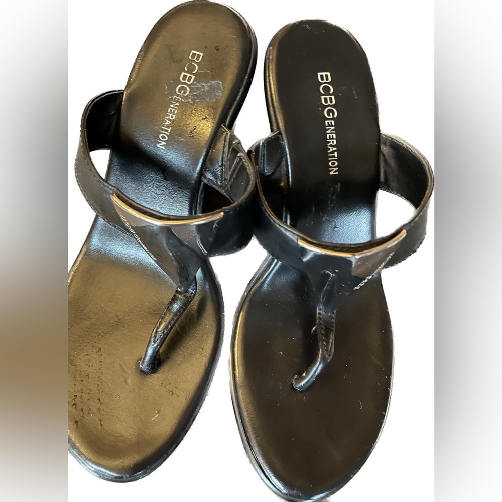 BCBG sandals - Picture 2 of 2